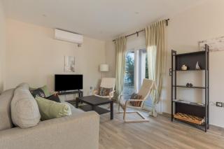 Euphoria Apartments - 8