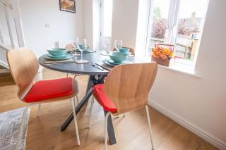 Contractors - Families - Relocators - Sleeps 4 - 7