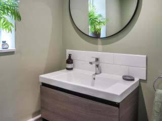 Bryn Hyfryd Cottage - 1