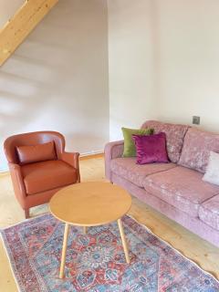 2 Floor Rustic Inn in Dilijan - 1