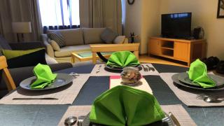 Large family room near Metro Taipei station for comfort and convenience, where 5 can relax and create unforgettable moments - 9