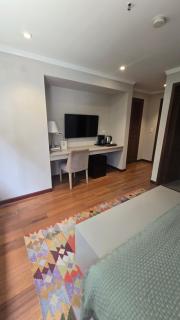 Modern Comfort in the Heart of Zona G 202 - 1