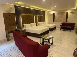 Prestige Guest House - 1