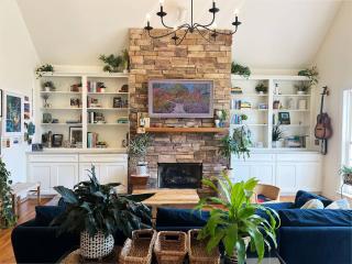 Peaceful 3BR on 5 acres - Minutes from Nashville - 0