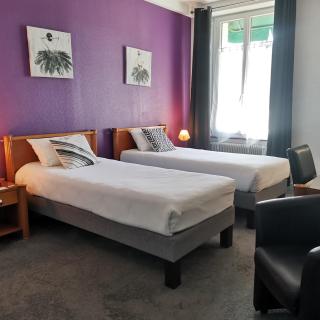 Logis Hotel Le Cerf - 2