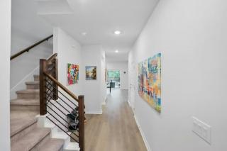 Modern 3BR Austin Retreat 12 minutes from Downtown and Airport - 7