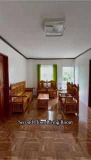 The Meadow View House - 4