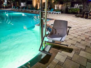 Modern Flat 4min from Universal Up to 4 Guests - Orlando - 2
