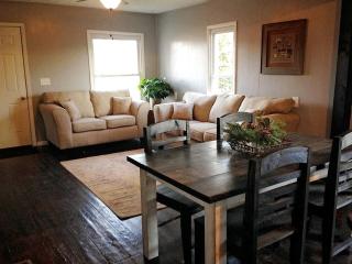 Idyllic Cottage Rental Tucked Away in the Countryside near Springfield, Missouri - 8