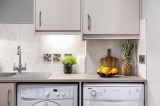 5* Ultra Luxury, Great Views, Underground Parking - 6