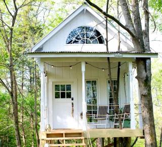 Beautiful Tree House for a Romantic Getaway on a Farm near Chattanooga Valley, Georgia - 0