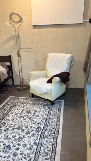 Newly Renovated Studio with Private Entrance - 2