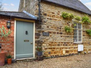 Rectory Cottage - Isham - 8