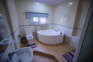Spacious 3 bedroom apartment in Airport Residential area - 1