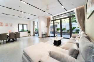 Khu Trung Sơn Q7 Lucas Villa - 3