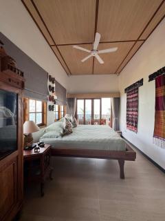 Kampung Kecil Beach Front Boutique Hotel - 3