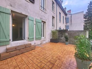 T2 cosy avec terrasse centre historique Nancy - 2