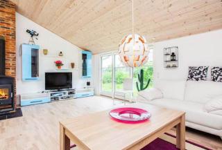 Coastal Hideout Vacation Home - 2