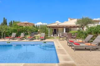 Villa Garriguer by Villa Plus - 9