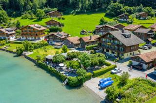 Lake Lodge Hostel - 9