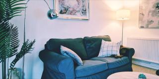 Modern 2-bed , Bradley Stoke, NR Parkway Station, Free Parking - 9