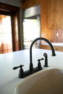 Tranquil Retreat to the Woods: Beautiful Family-Friendly Cottage near Owensville, Missouri - 3