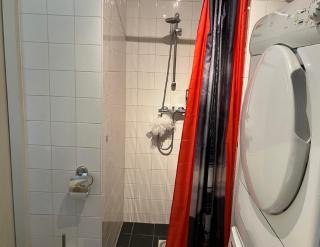 Locuinta moderna cu parcare gratuita - 0