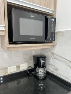 Departamento a estrenar a cerca de la Avenida Principal - 1