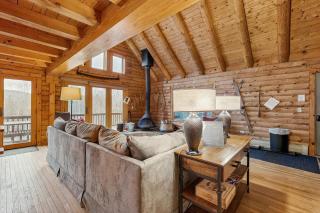Private Franconia Log Cabin - 9