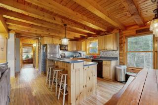 Private Franconia Log Cabin - 2