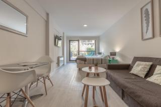 Depto En El Centro Con Terraza - 0