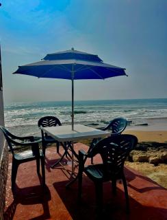 beachfront house - 3