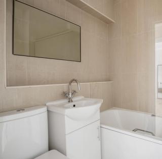 Cosy 2 Bedroom Flat by Soho & Fitzrovia - 5