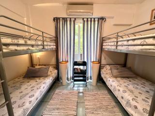 Sea View Family Beach House - 8