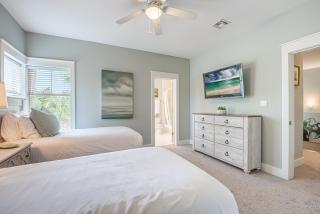 Magnolia Bay 8582 - 3