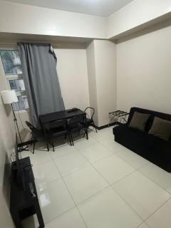 101 Newport Boulevard Pasay City Condotel - 0