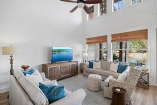 Magnolia Bay 8593 - 6