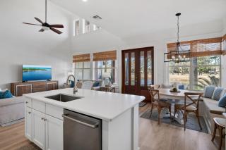 Magnolia Bay 8593 - 4