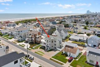 5BR Pool Hot Tub Cabana Elevator and Game Room - 3