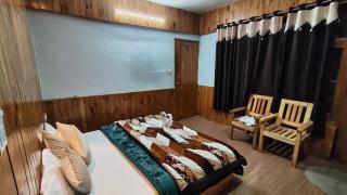 The clifftonn stays - 3