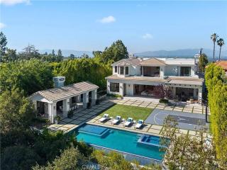 Ultimate Luxury 6BR Villa, Pool, Theatre and Sauna - 0