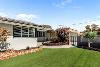 Modern Alfresco Retreat - 3