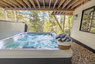 Park City Ski Base 7BR Hot Tub Views - 9
