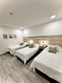 Lujoso amplio y luminoso depto con 3 hab 2 banos - 3