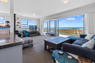 Bella on Broadway - 9