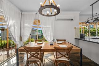 Luxe Escape Modern Family Home with Private Patio - 5