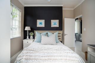 Lagoonside Family Haven - 8