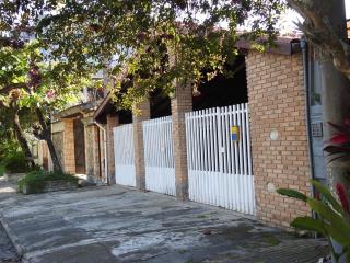 Uu'hull Surf House - 0