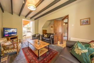 Jasmin-Y-Ffynnon - 4