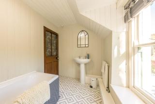 Jasmin-Y-Ffynnon - 1